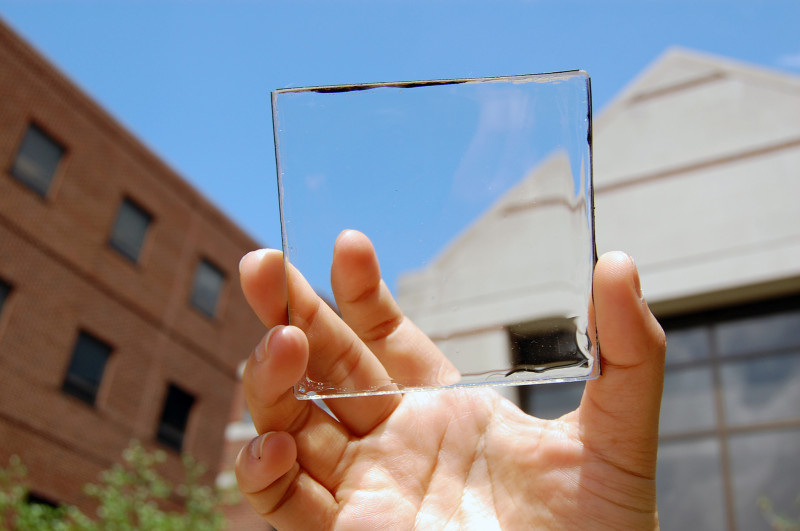 vidrio transparente que produce electricidad | La Mirada Internacional | Ciencia